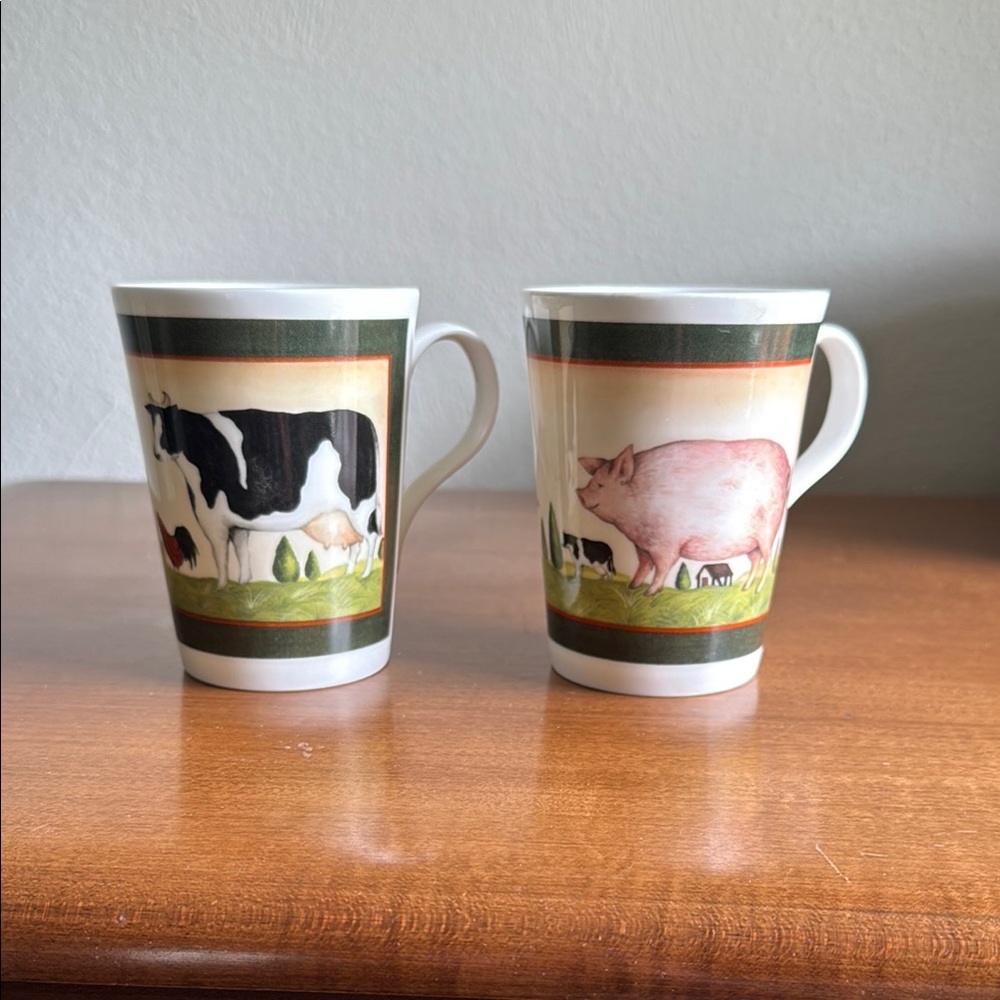 Crown Trent Fine Bone China Annandale Farm Cow & Pig Mugs  Set of 2